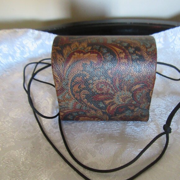 Hard shell Tiny purse - Picture 6 of 7